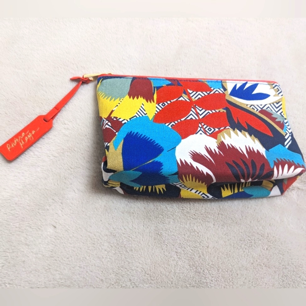 NWOT Estee Lauder Cosmetic Bag